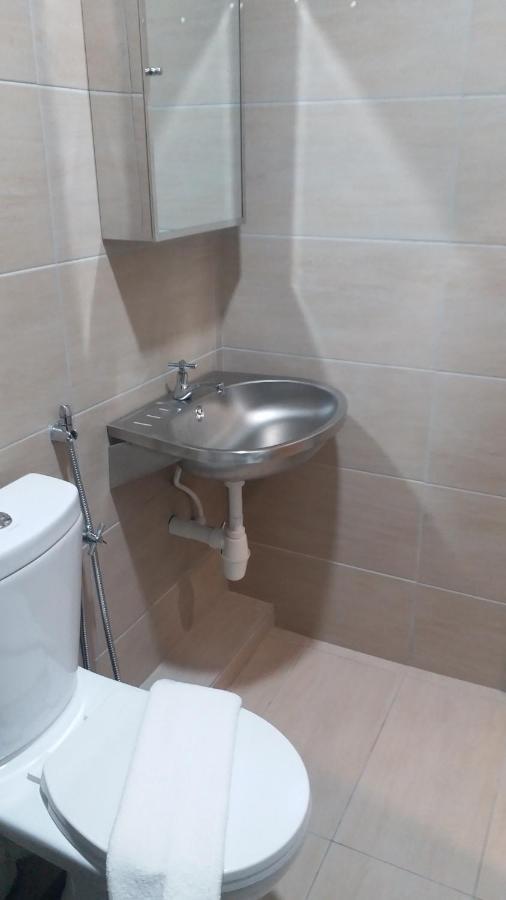 Blue Eyes Hotel Кепала Батас Экстерьер фото