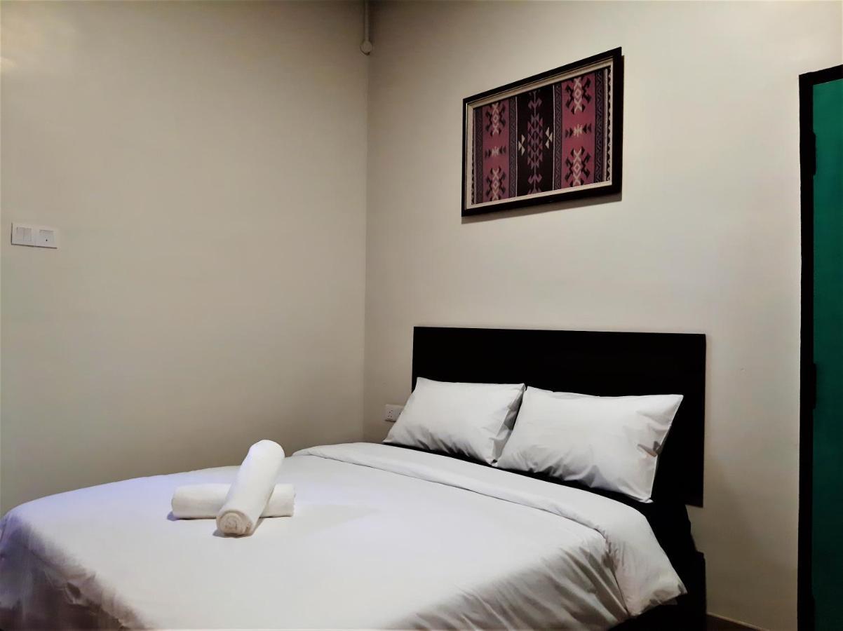 Blue Eyes Hotel Кепала Батас Экстерьер фото